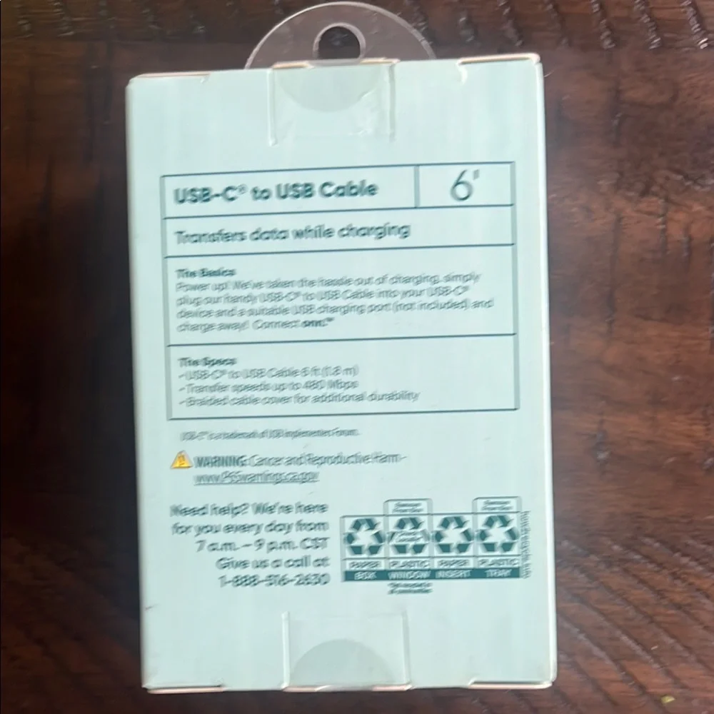 Onn NWT USB-C to USB 6' charging cable